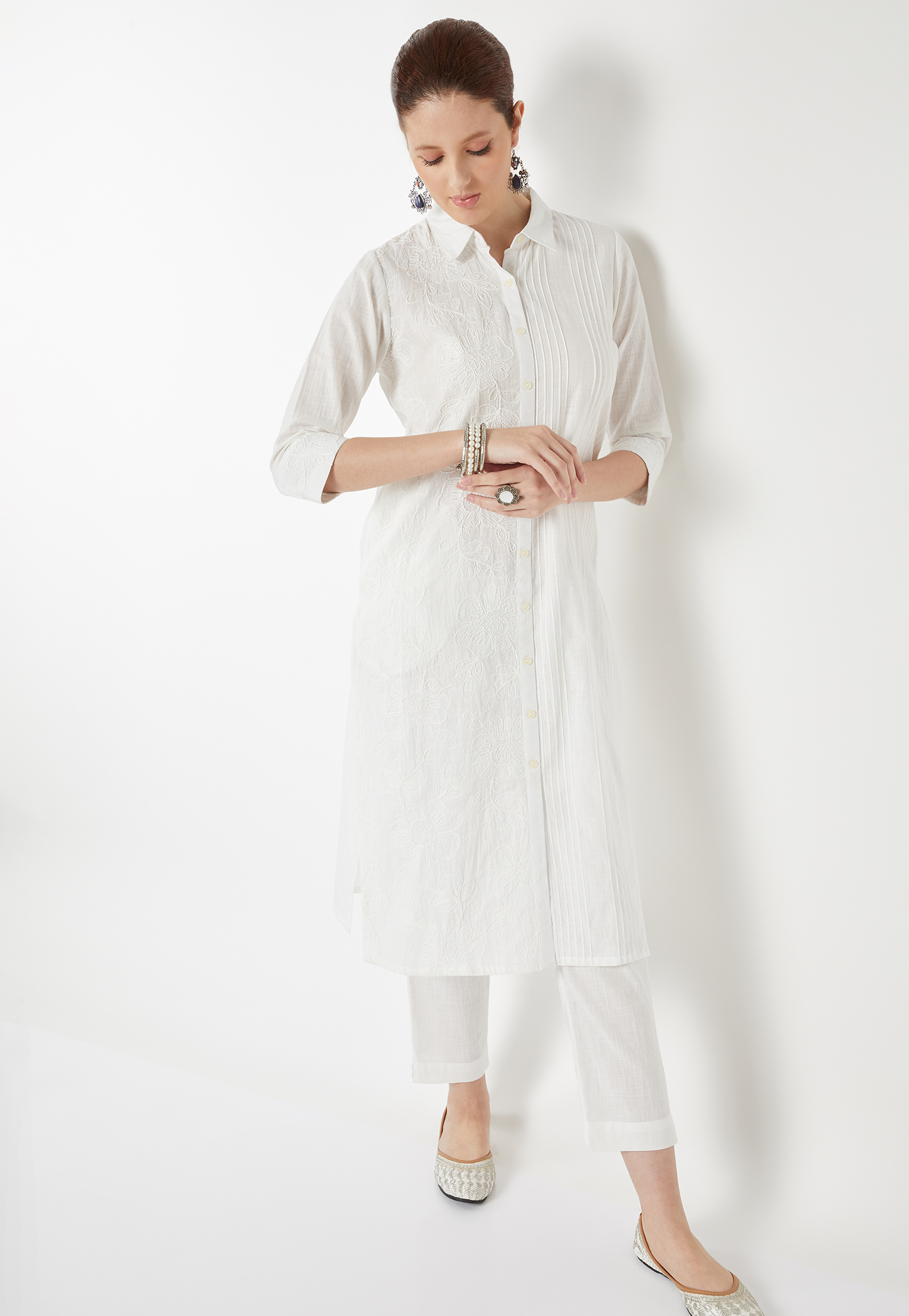 Women Embroidered Straight Kurta Set-picture-15
