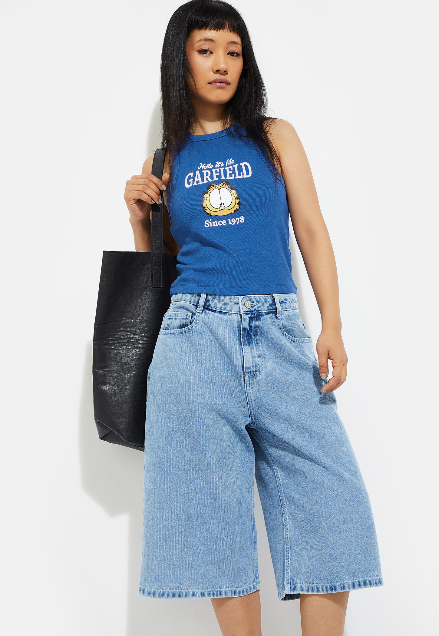 ALAYA F x URB_N Women Garfield T-shirt-image-12