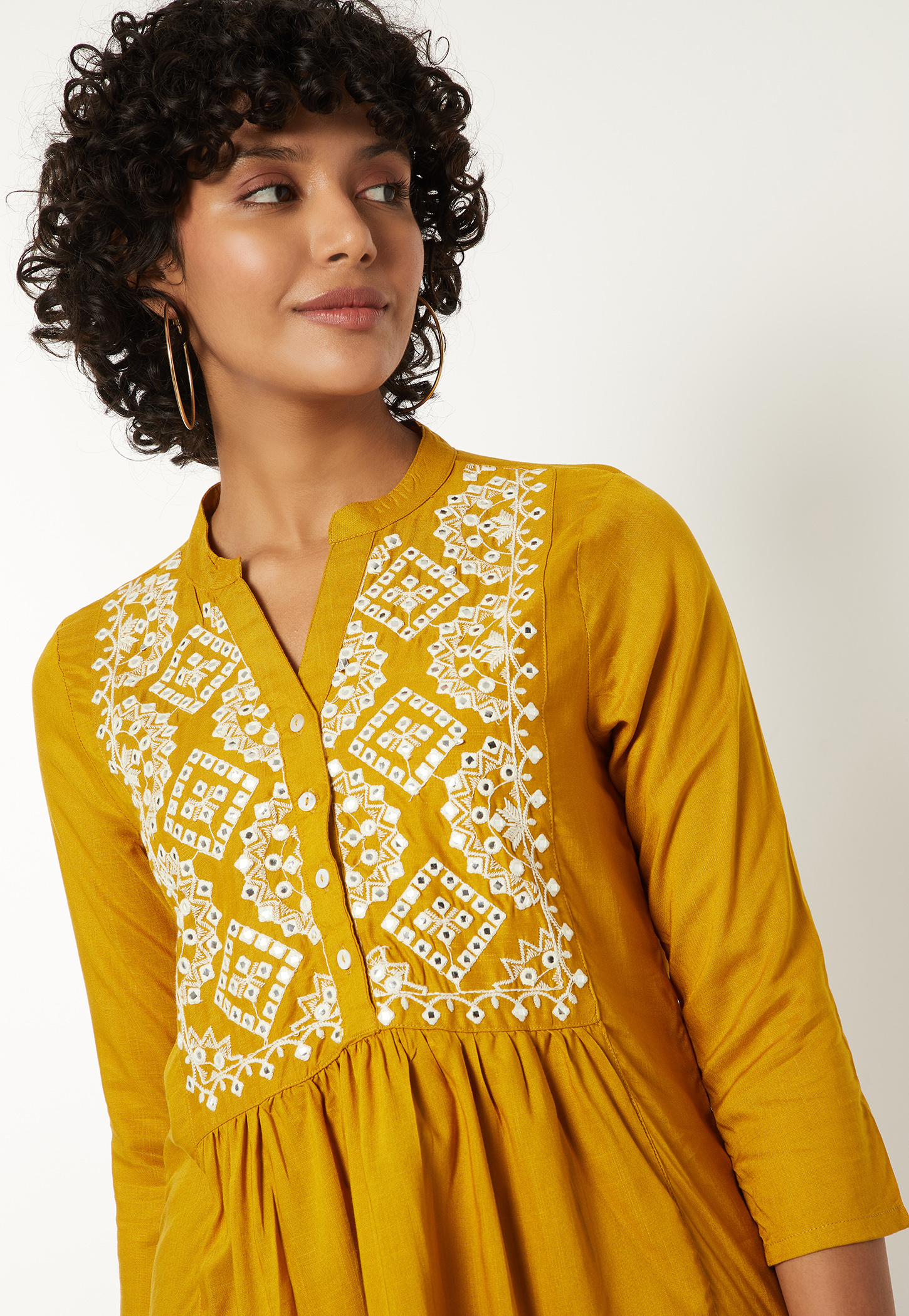 Women Embroidered Tunic-picture-12