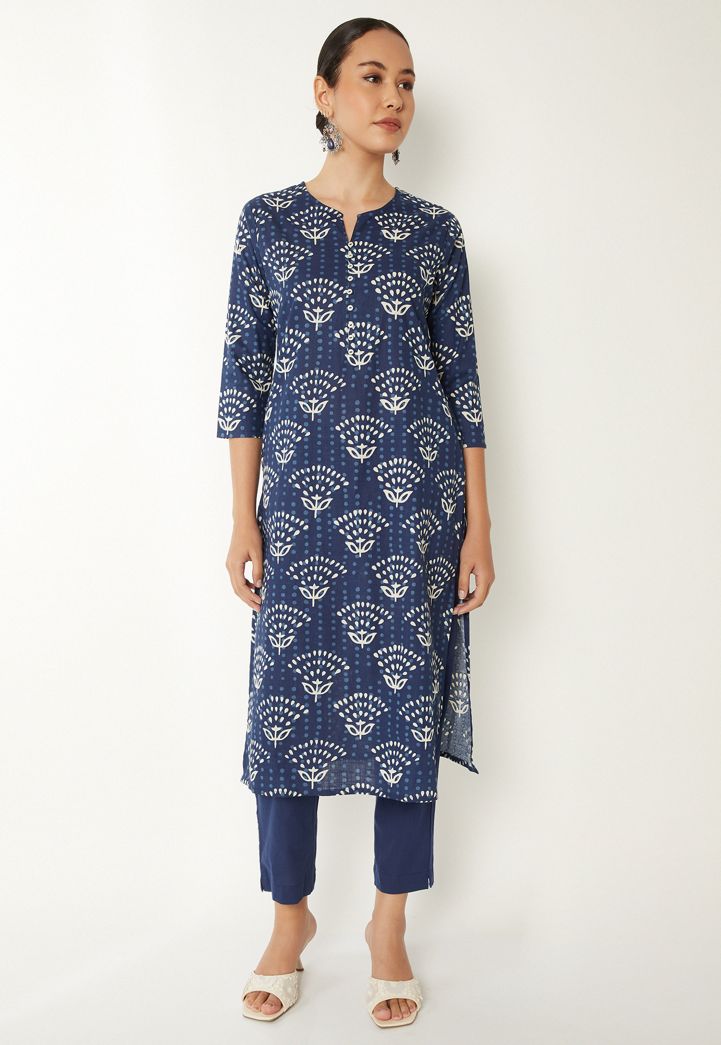 Women Floral Print Straight Kurta Set-picture-55