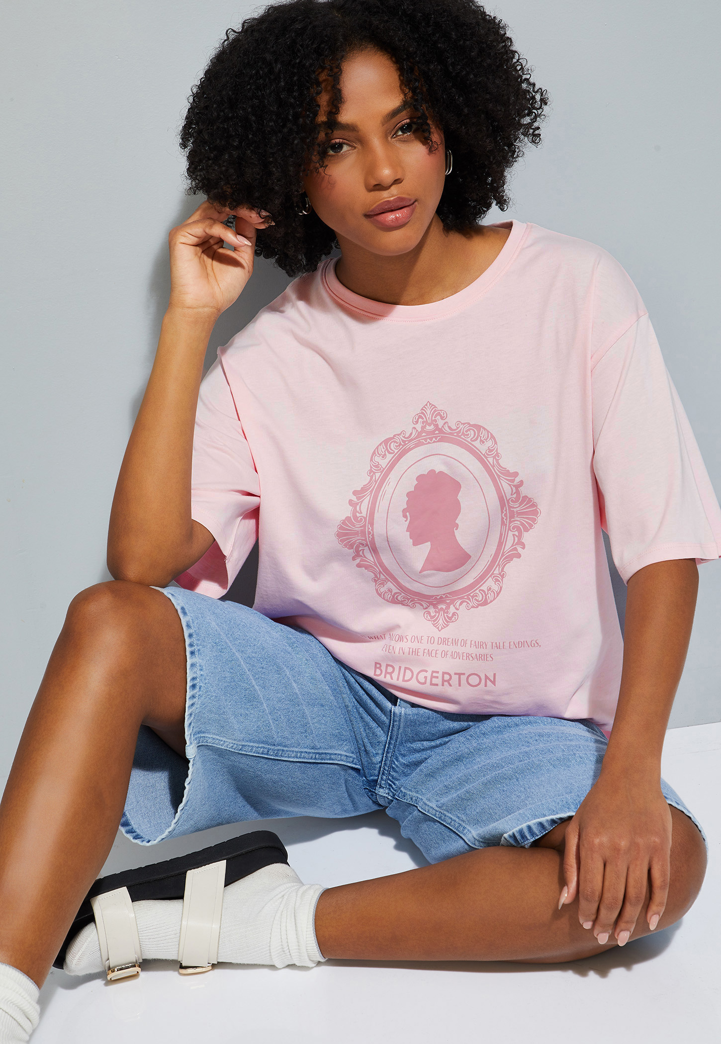URB_N Women Bridgerton Oversized T-shirt-picture-35