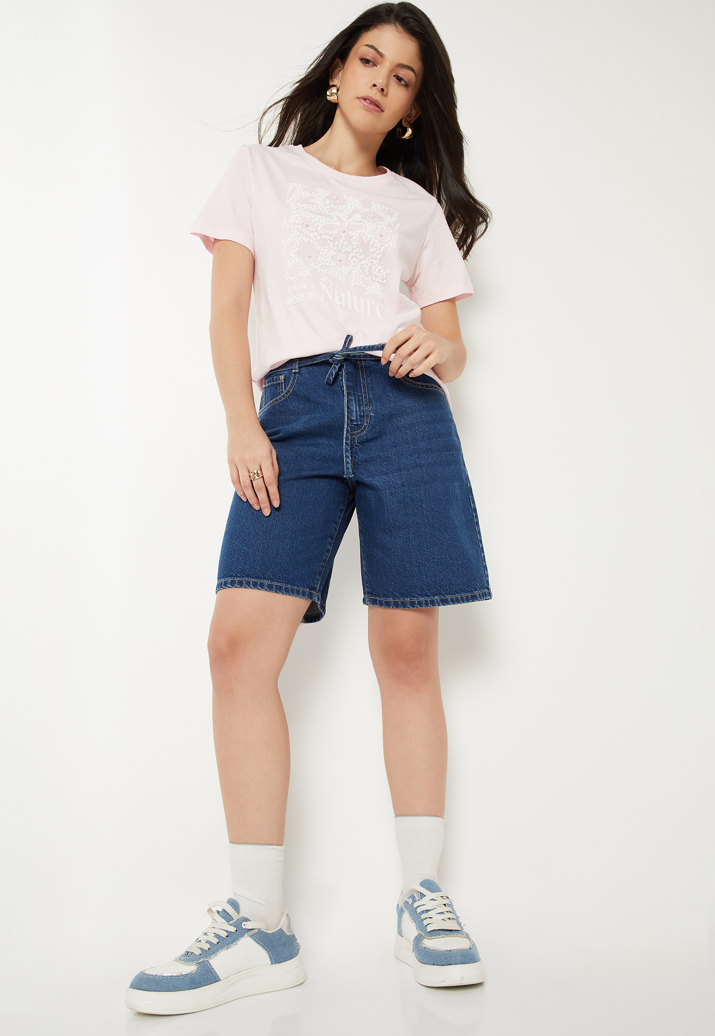 Women Washed Denim Shorts-picture-38