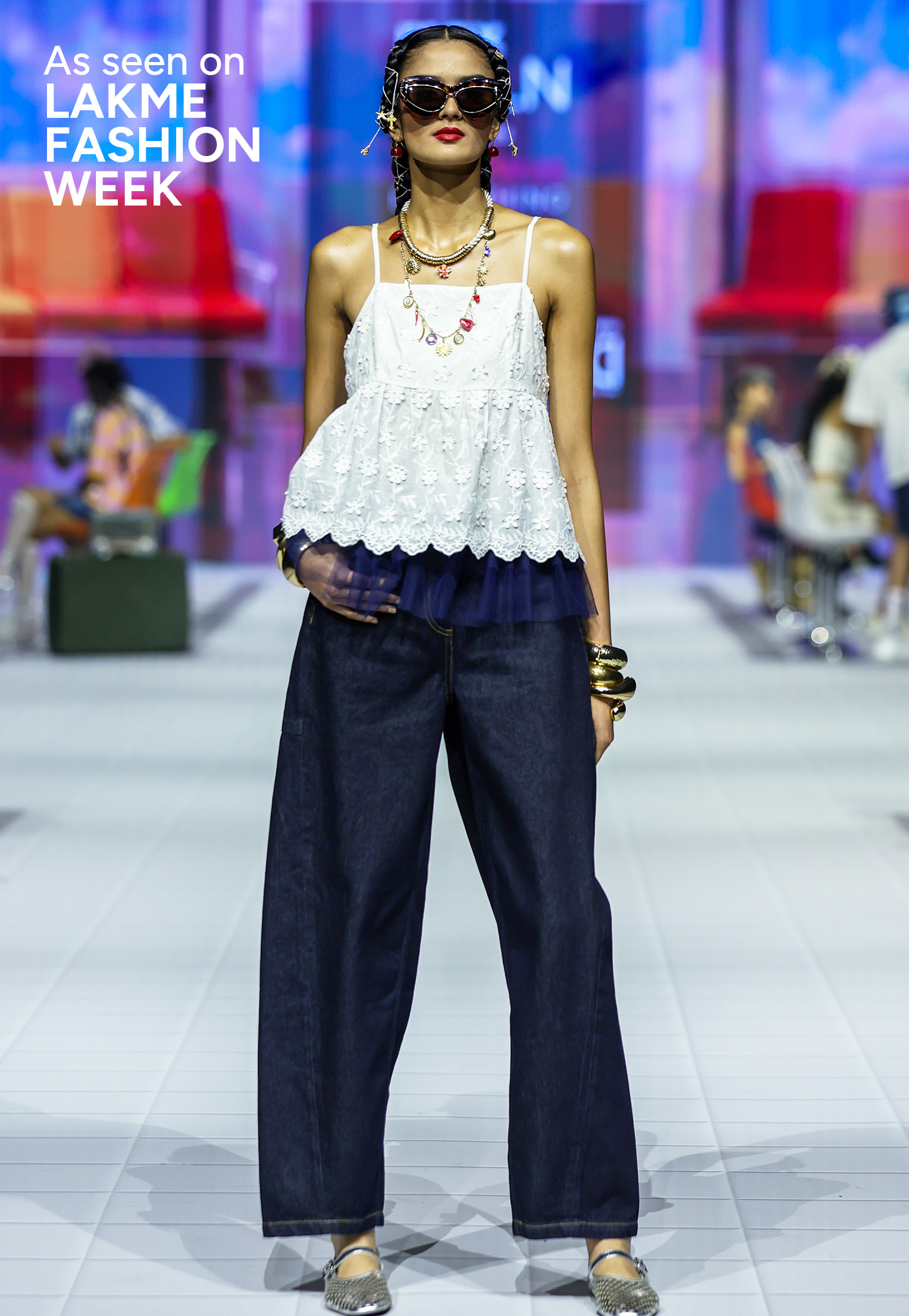 ALAYA F x URB_N Women Embroidered Scallop Hem Top-image-37