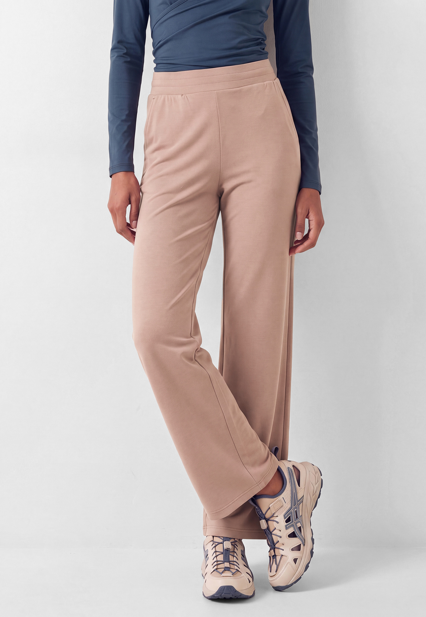 Women Solid Sports Track Pants-picture-41