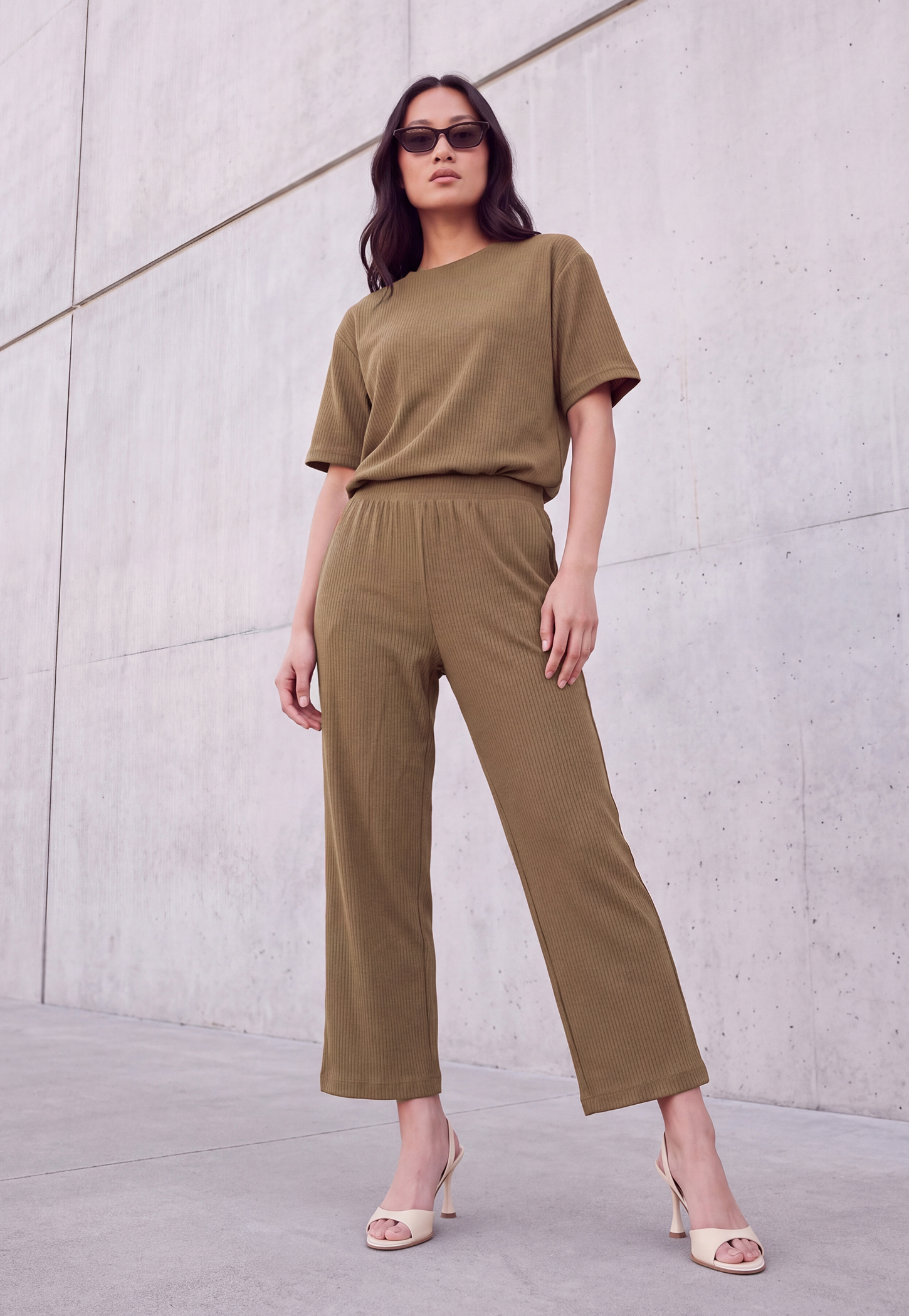 Women Textured Pull-on Pants-picture-36